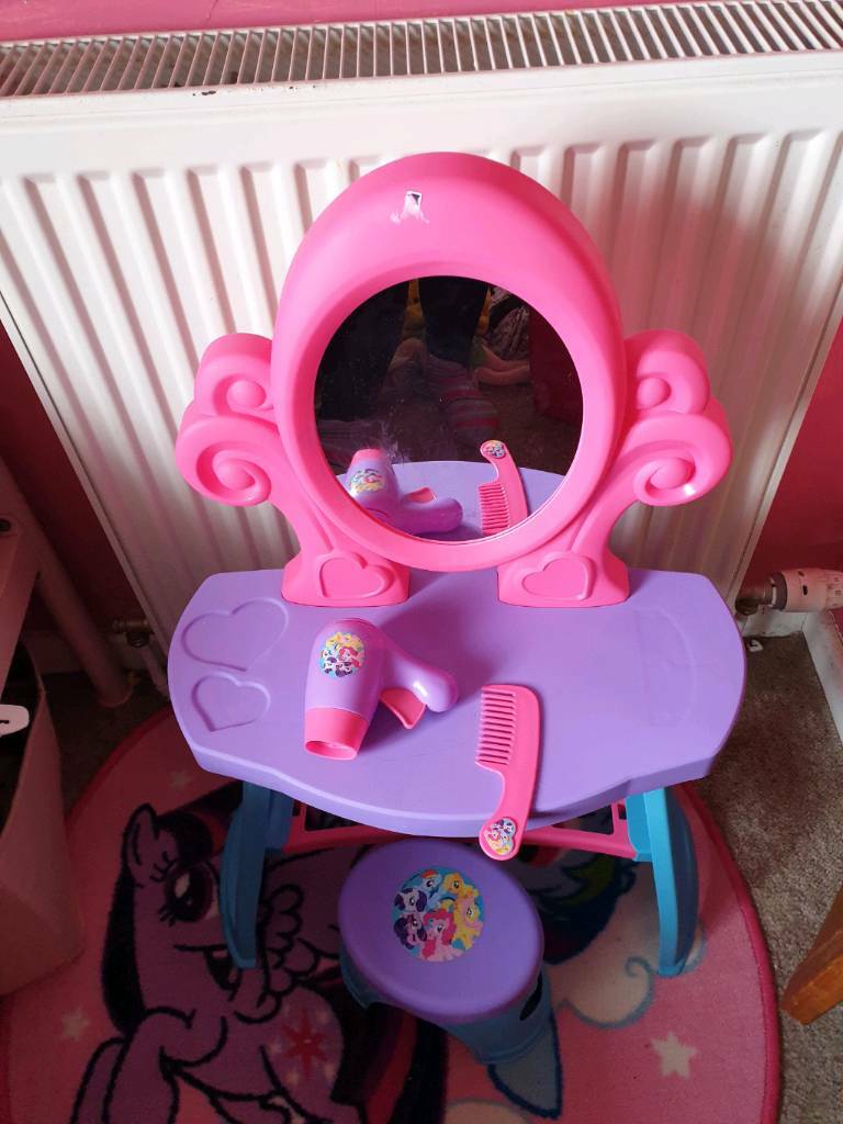 my little pony vanity table